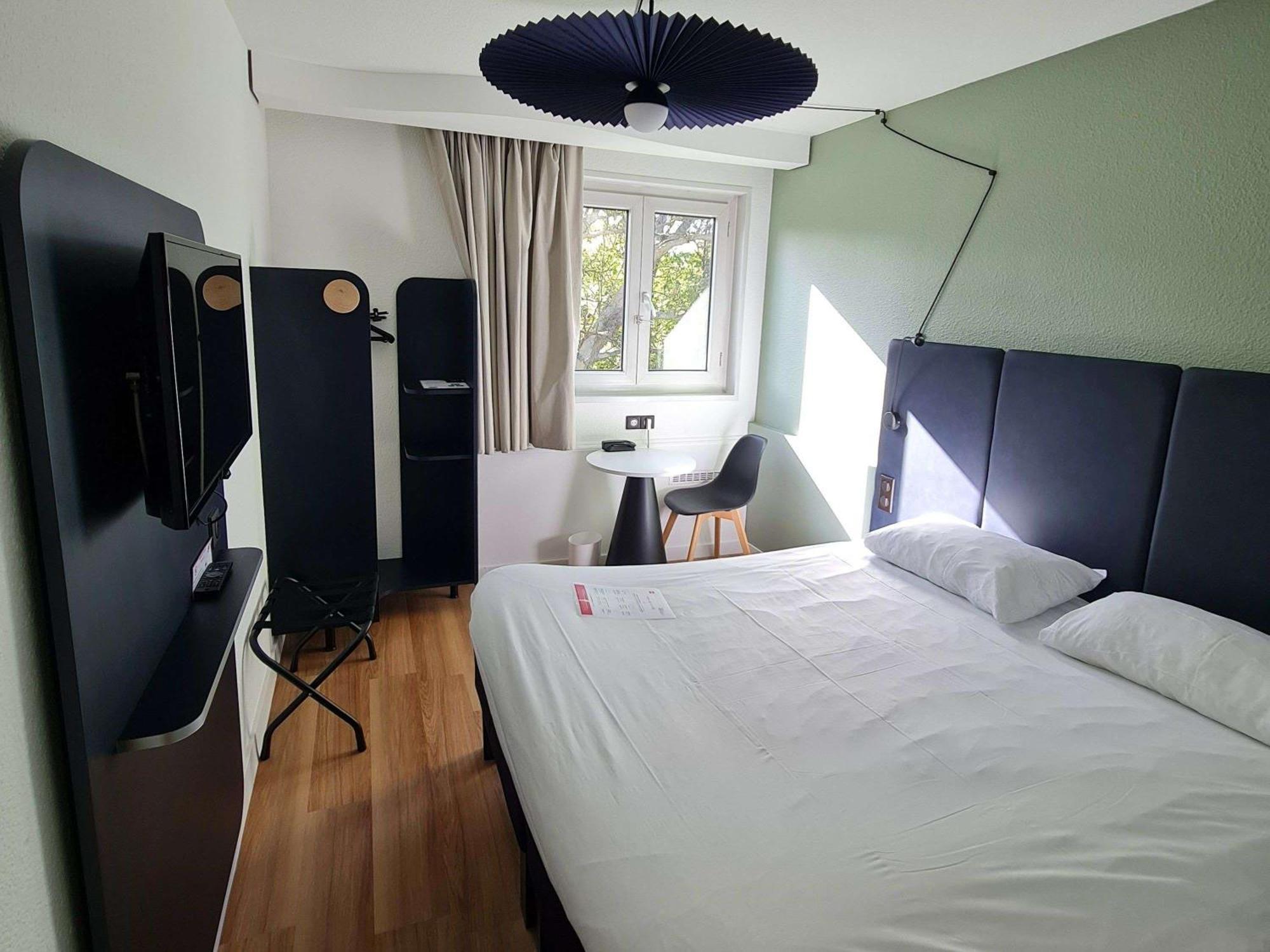 Ibis Hotel 3*